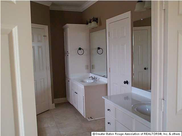 10716 Springtree Avenue Baton Rouge, LA 70810 - Photo 11 of 11 Gallery Image 11