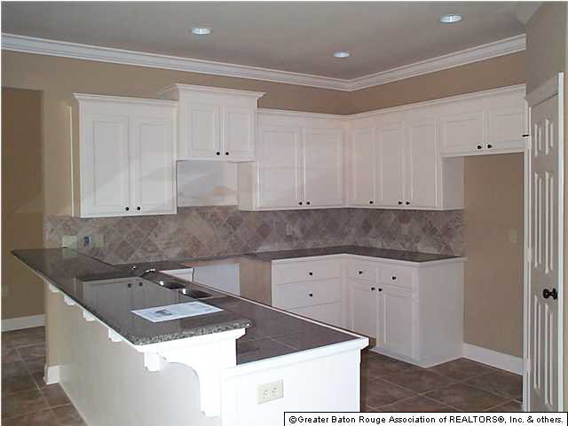 10716 Springtree Avenue Baton Rouge, LA 70810 - Photo 2 of 11 Gallery Image 2