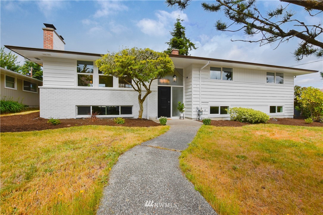 5116 West Highland Road Everett, WA 98203 - Photo 1 of 25