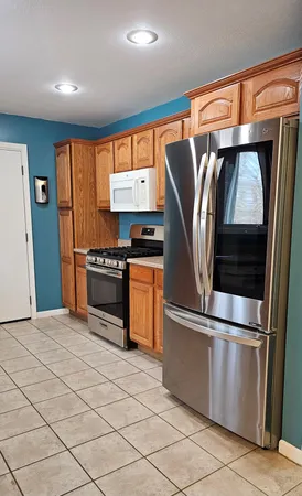 $298,000 | 10513 Loughrea Lane, Cement City, MI 49233