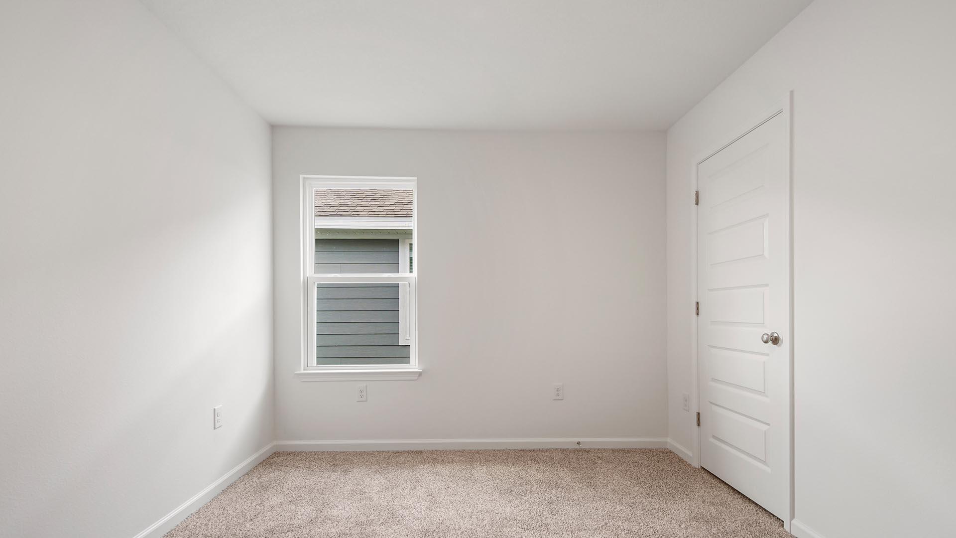 50 Foxtrail Run Freeport, FL 32439 - Photo 17 of 17 an empty room with a window
