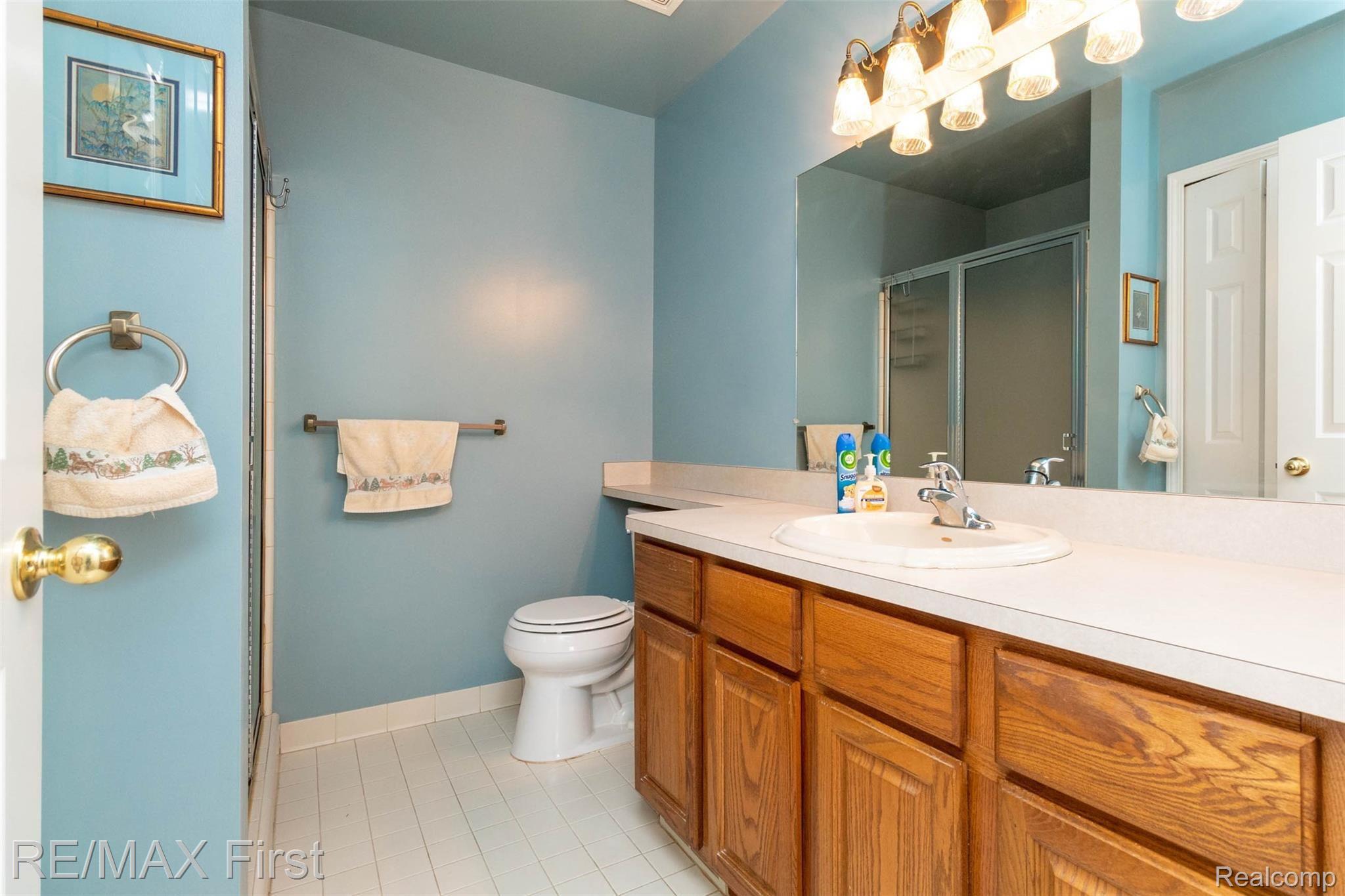 16683 Country Ridge Court Macomb, MI 48044 - Photo 16 of 35 interior (13).jpg