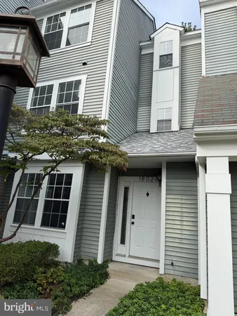 a view of a house with a garage