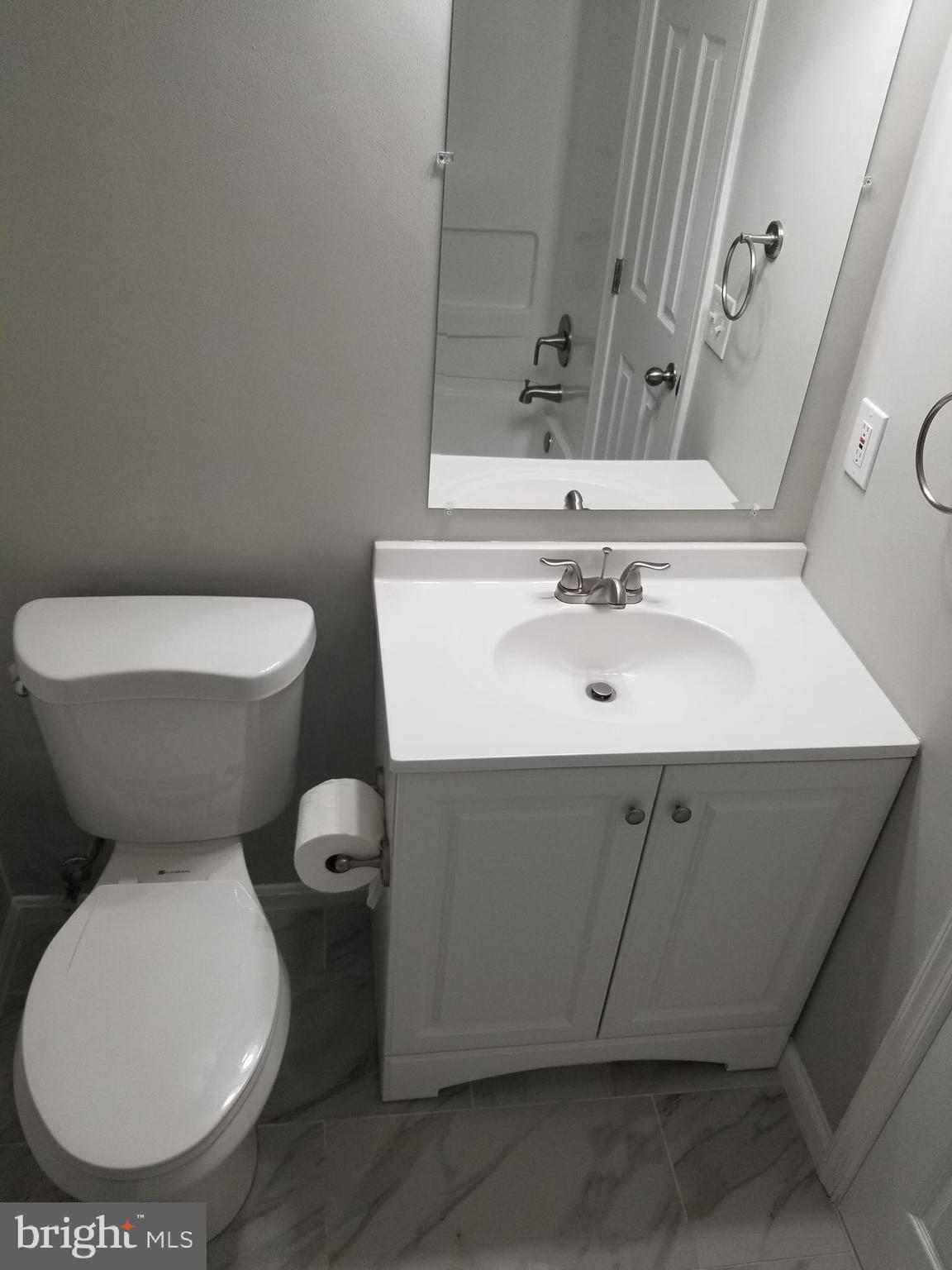 14905 Rydell Road, Unit 204 Centreville, VA 20121 - Photo 12 of 18 Bathroom