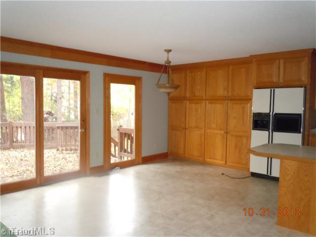 4244 Wayne Road Greensboro, NC 27407 - Photo 7 of 12 Dining Room.