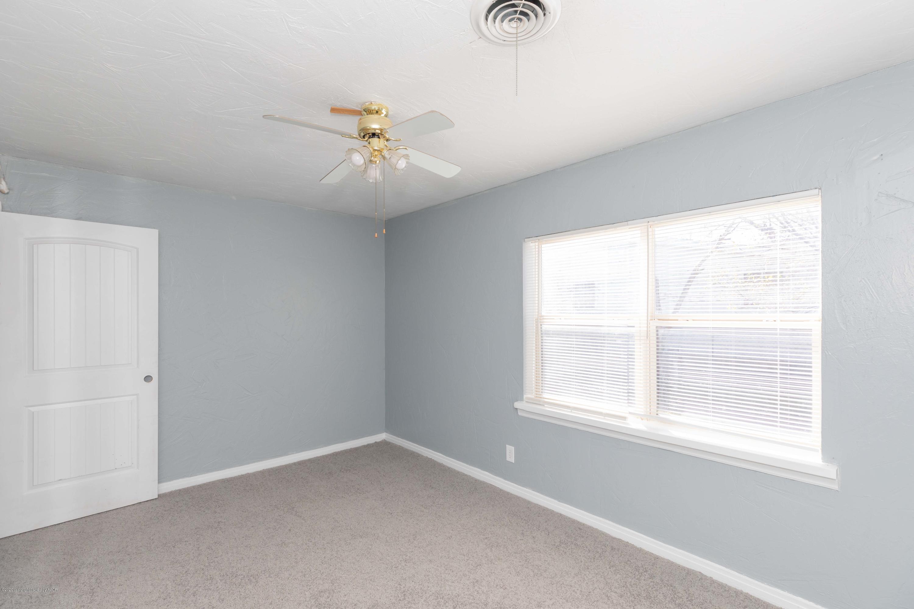 2808 Royal Road Amarillo, TX 79106 - Photo 17 of 26 BEDROOM 2 VIEW 3