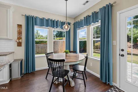 $365,000 | 1724 Heisser Lane, Fuquay-Varina, NC 27526