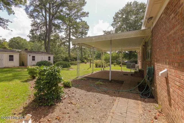 $1,850 | 111 Camellia Lane, Greenville, NC 27858