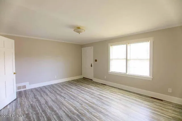 $1,850 | 111 Camellia Lane, Greenville, NC 27858