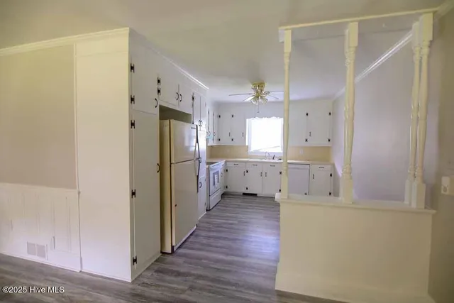 $1,850 | 111 Camellia Lane, Greenville, NC 27858