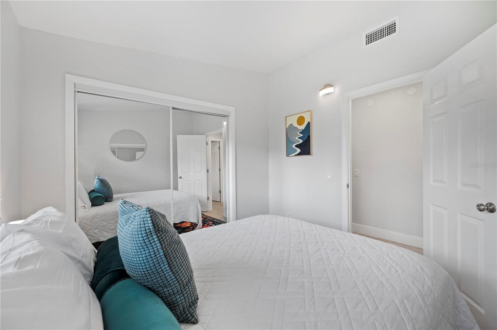 2214 Nottingham Road Lakeland, FL 33803 - Photo 26 of 40 a bedroom with a bed and a window