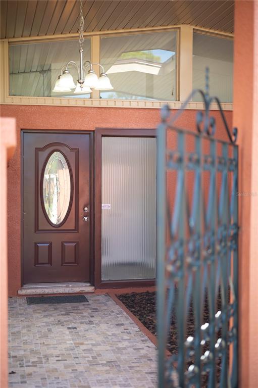 2214 Nottingham Road Lakeland, FL 33803 - Photo 34 of 40 a bathroom with a sink and a mirror