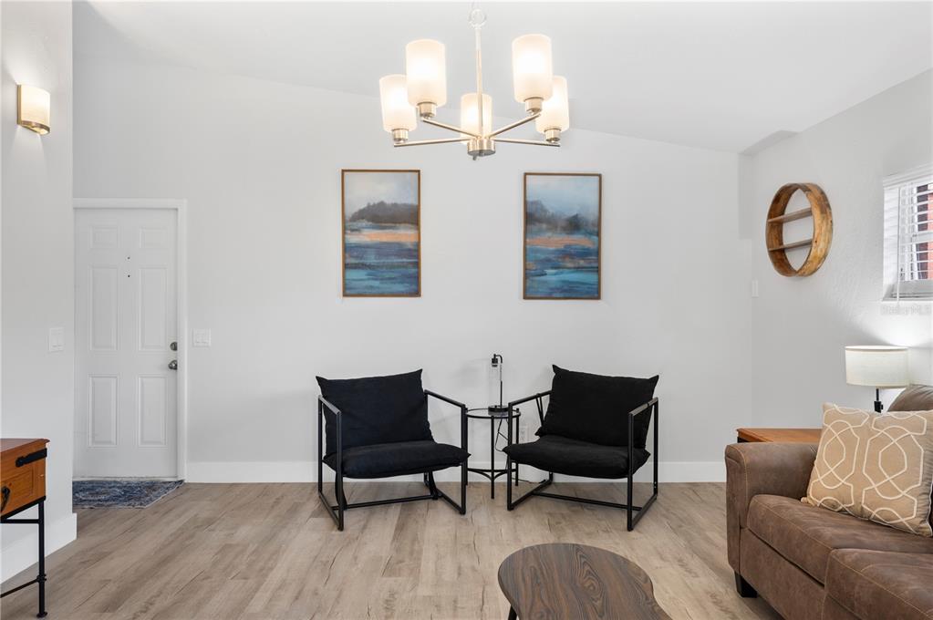 2214 Nottingham Road Lakeland, FL 33803 - Photo 6 of 40 a living room with furniture