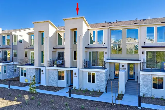 $989,000 | 13922 Boyden Way, San Diego, CA 92126