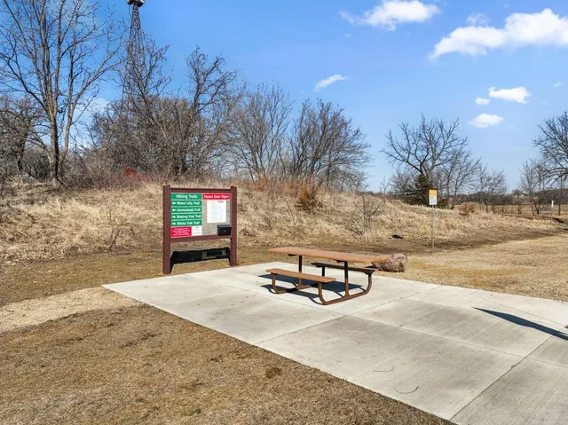 $480,990 | 604 James Parkway, Elko New Market, MN 55054