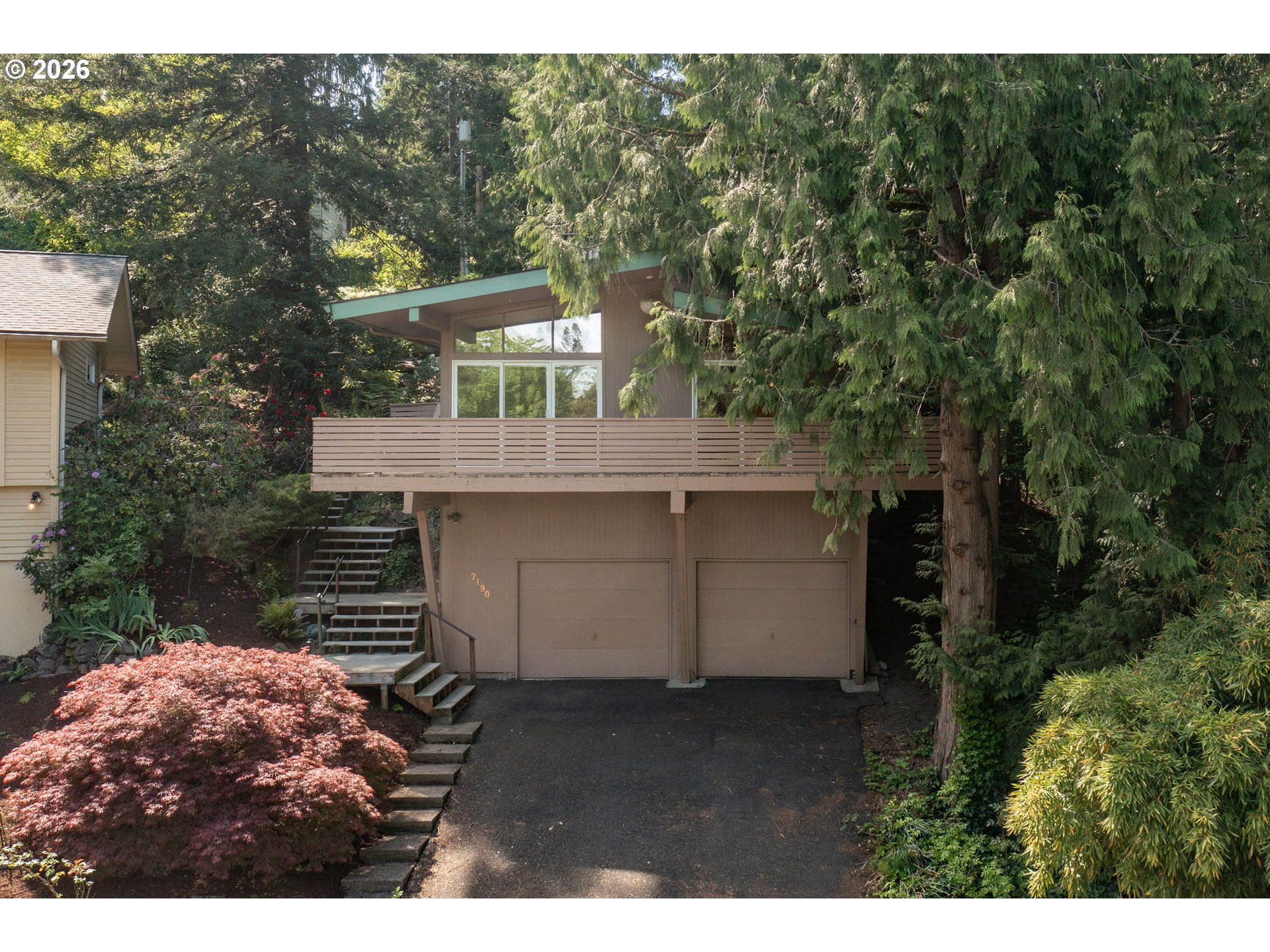 7190 Southwest Raleighwood Lane Portland, OR 97225 - Photo 31 of 40 Gallery Image 31