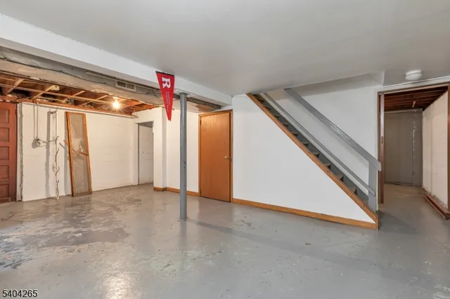 $399,900 | 399 Richard Way, North Plainfield, NJ 07060