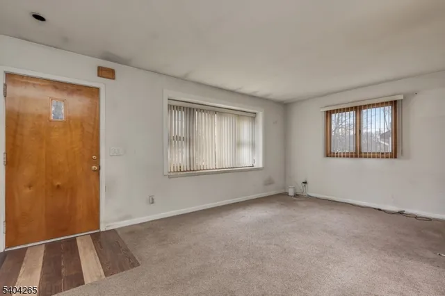 $399,900 | 399 Richard Way, North Plainfield, NJ 07060