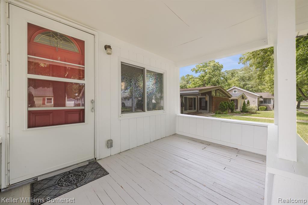 2115 Leitch Road Ferndale, MI 48220 - Photo 5 of 30