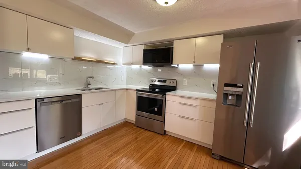 $2,500 | 13566 Bentley Circle, Woodbridge, VA 22192