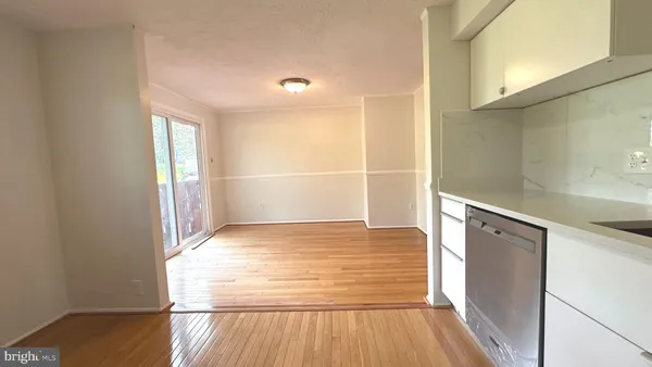 $2,500 | 13566 Bentley Circle, Woodbridge, VA 22192