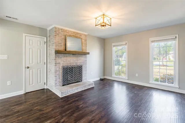 $525,000 | 8708 Parkchester Drive, Charlotte, NC 28277