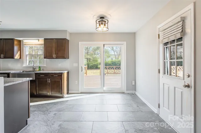 $525,000 | 8708 Parkchester Drive, Charlotte, NC 28277