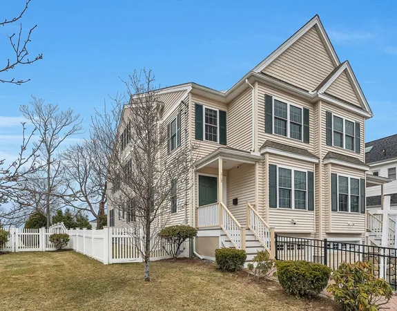 $1,445,000 | 385 Hillside Avenue, Unit 385, Needham, MA 02494
