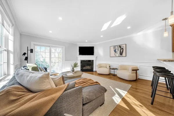 $1,445,000 | 385 Hillside Avenue, Unit 385, Needham, MA 02494