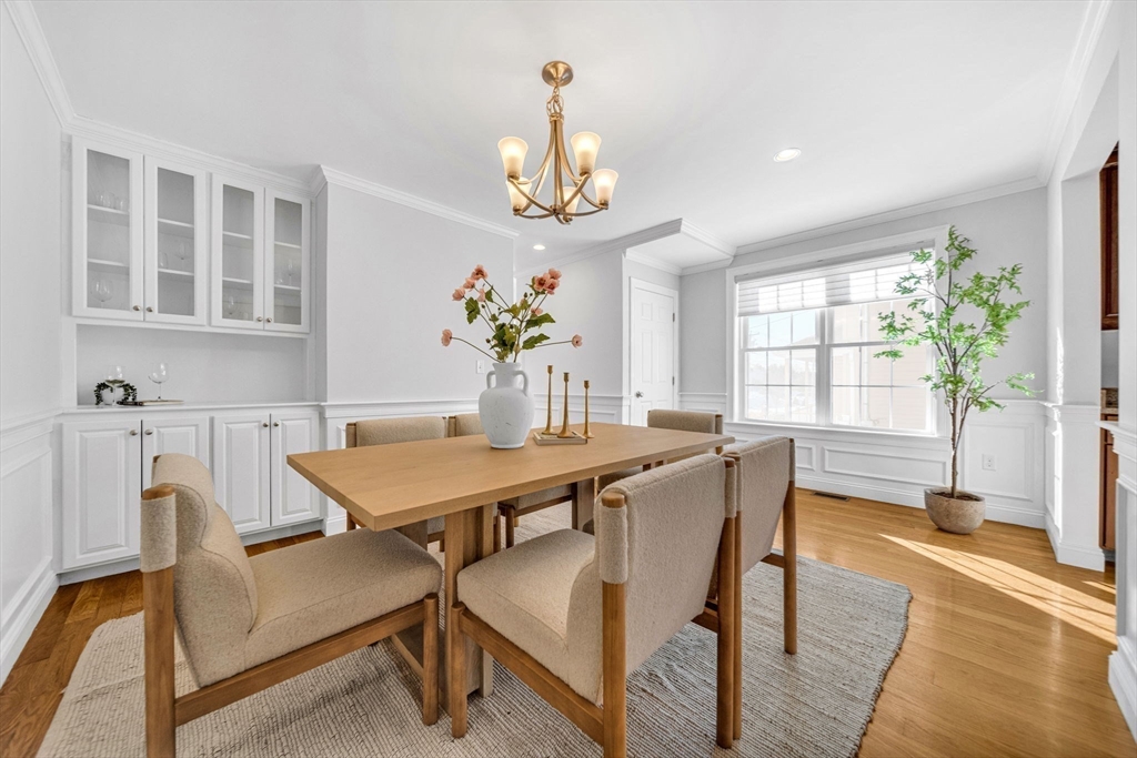 385 Hillside Avenue, Unit 385 Needham, MA 02494 - Photo 6 of 37