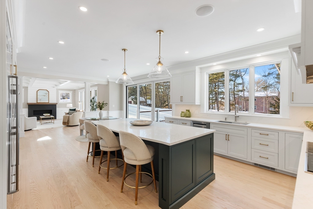 21 Balfour Street Lexington, MA 02421 - Photo 4 of 35