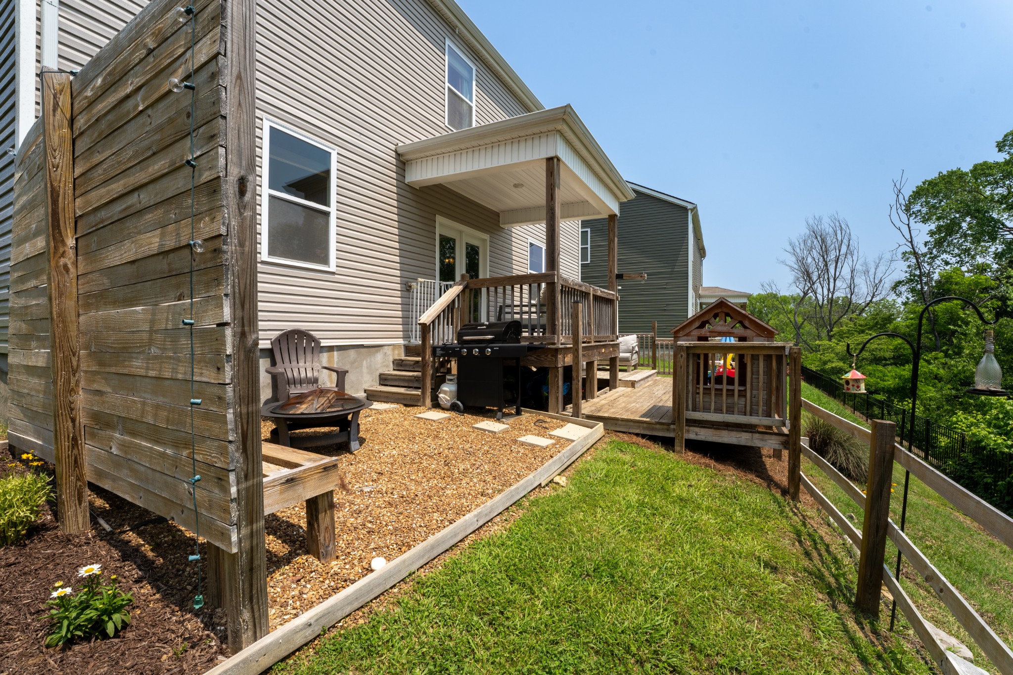 752 Prominence Road Columbia, TN 38401 - Photo 35 of 35 a view of a house with many windows