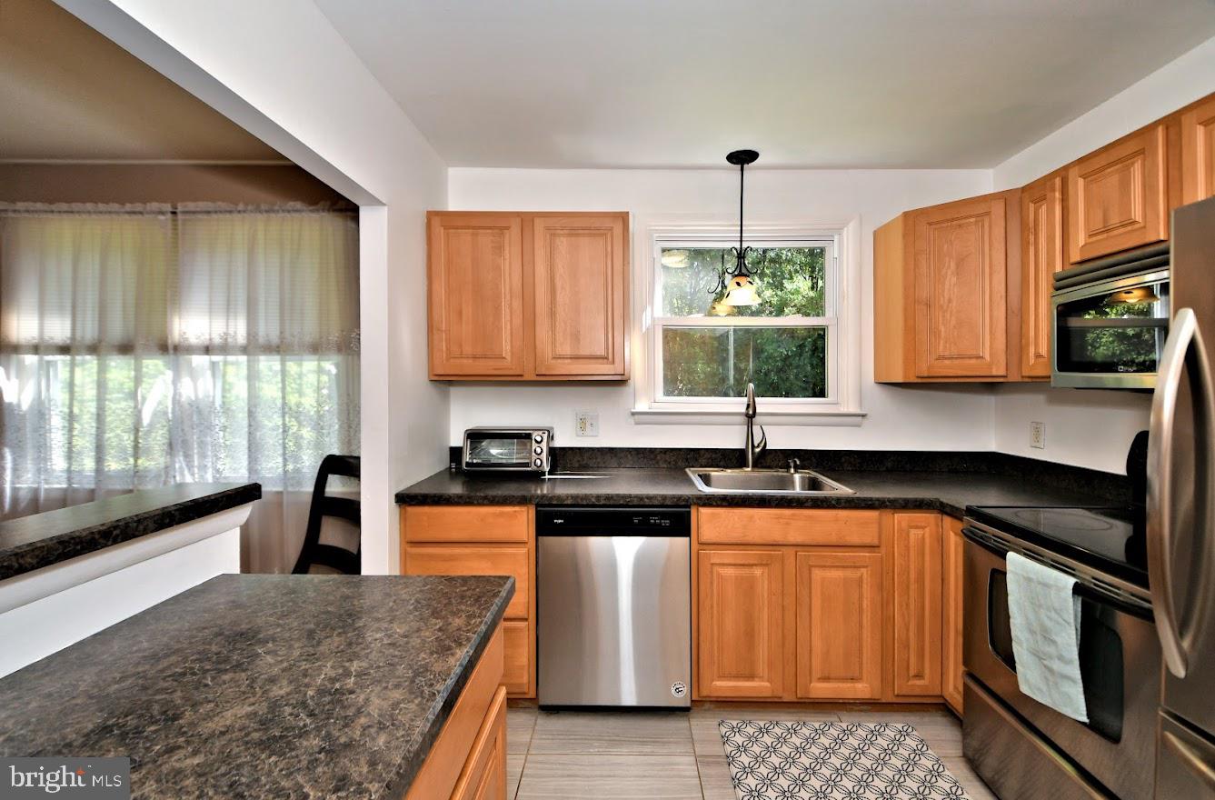 1331 Partridge Road Abington, PA 19001 - Photo 16 of 42 Gallery Image 16