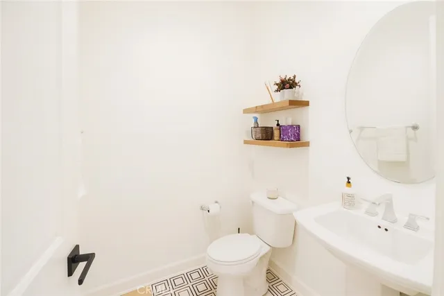 $2,199,000 | 279 Barnes Road, Tustin, CA 92782