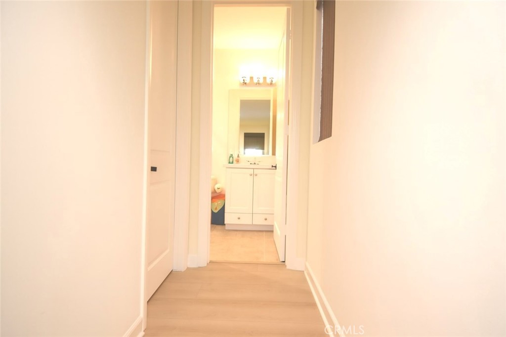 279 Barnes Road Tustin, CA 92782 - Photo 29 of 31 a bathroom with a toilet