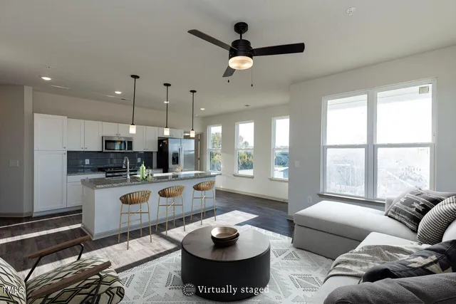 $365,900 | 2300 Gathering Sq Court, Fuquay-Varina, NC 27526