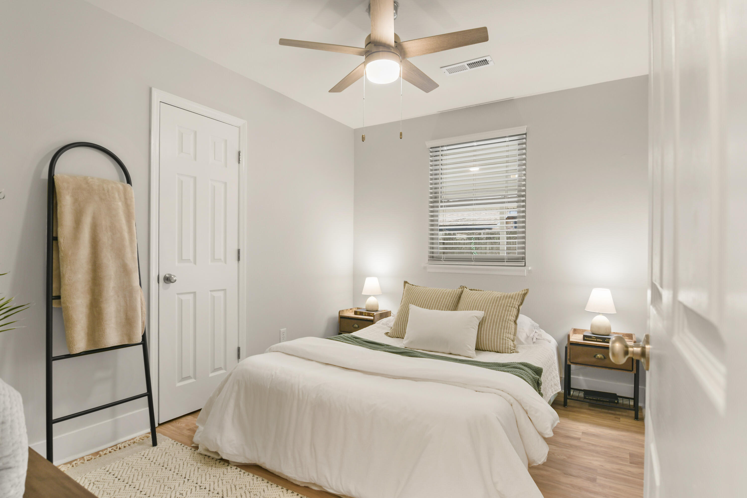 10 Teaneck Road Goose Creek, SC 29445 - Photo 19 of 26 22 Guest Bed 1