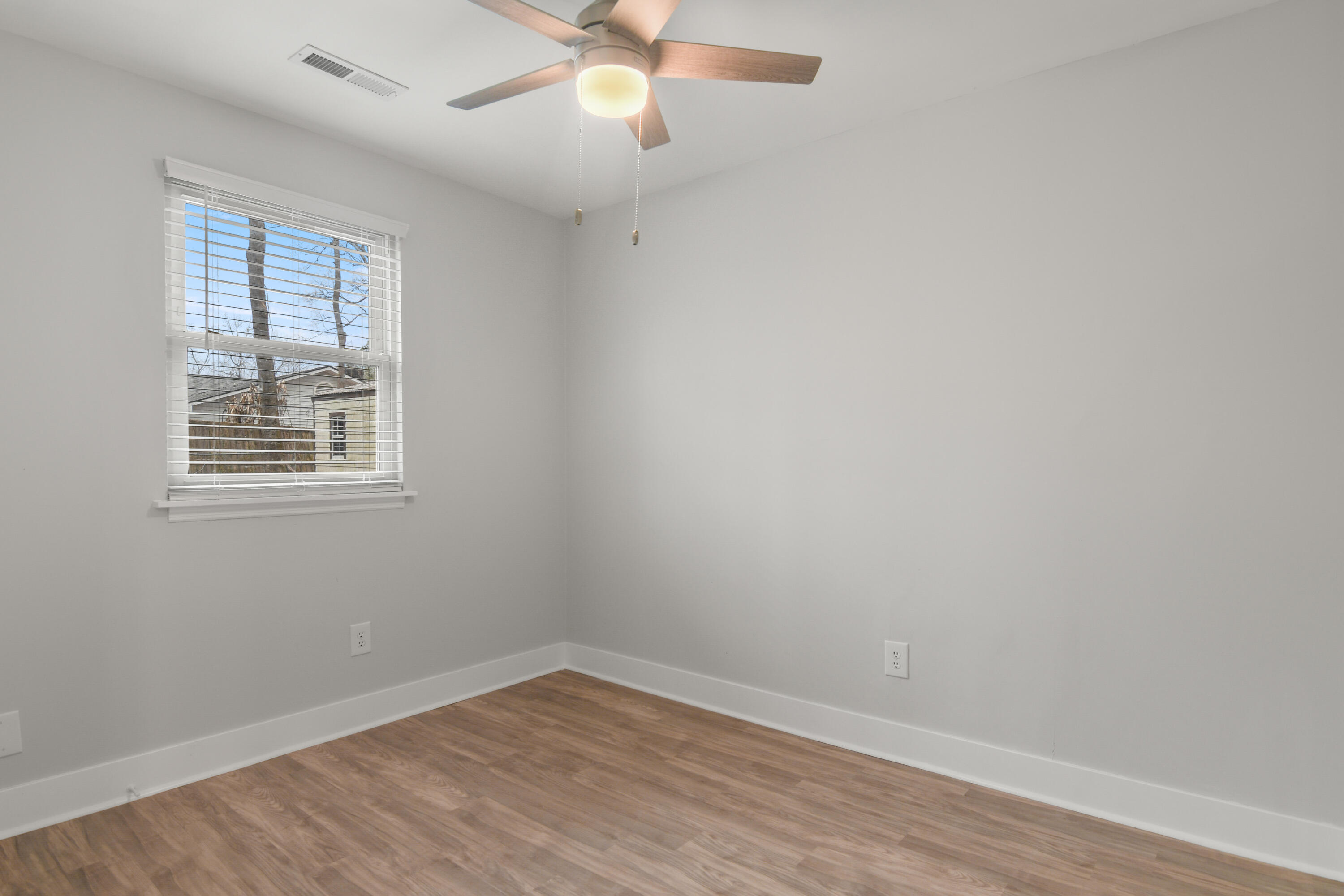 10 Teaneck Road Goose Creek, SC 29445 - Photo 20 of 26 23 Guest Bed 2