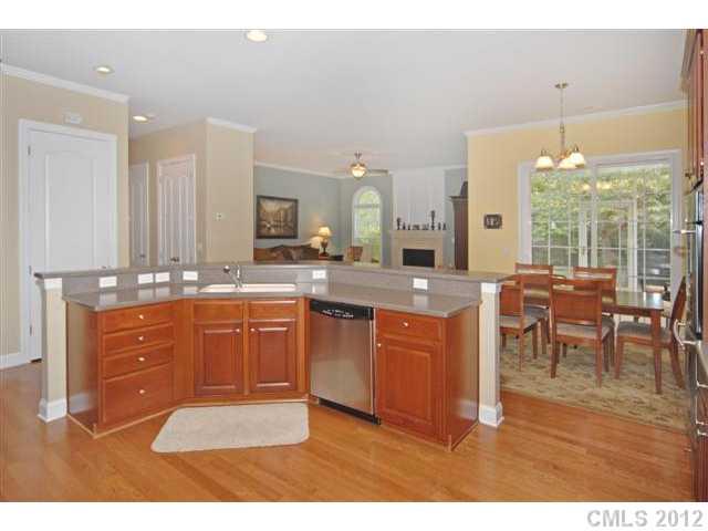 537 Quicksilver Trail, Unit 30 Fort Mill, SC 29708 - Photo 6 of 16