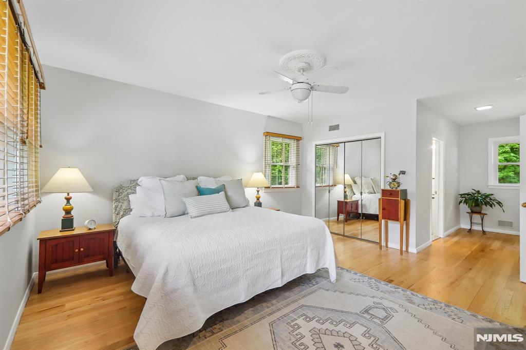 95 Yantacaw Brook Road Montclair, NJ 07043 - Photo 20 of 48