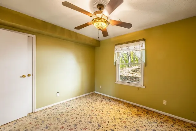 $205,000 | 1868 Fieldcrest Drive, Lawrenceburg, IN 47025