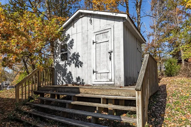 $205,000 | 1868 Fieldcrest Drive, Lawrenceburg, IN 47025