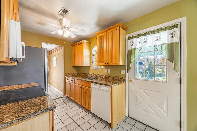 $205,000 | 1868 Fieldcrest Drive, Lawrenceburg, IN 47025