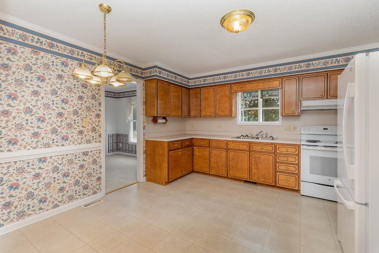 475 Quail Road Smithfield, NC 27577 - Photo 5 of 24 Kitchen