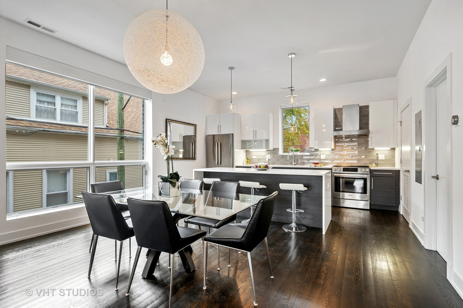 2011 North Albany Avenue, Unit 2000 Chicago, IL 60647 - Photo 11 of 34