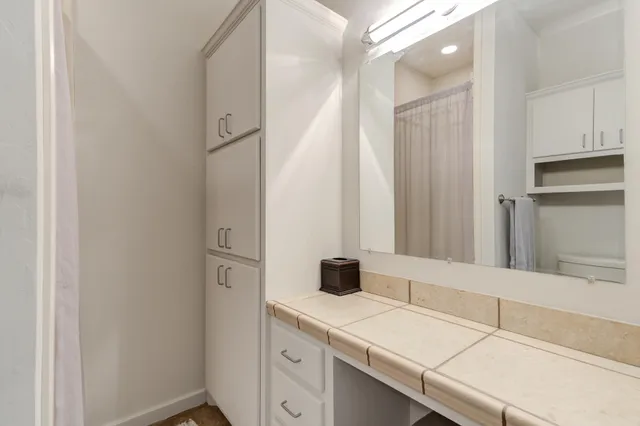 $998,500 | 46 Bonita Vista Drive, Justiceburg, TX 79330