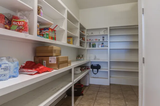 $998,500 | 46 Bonita Vista Drive, Justiceburg, TX 79330