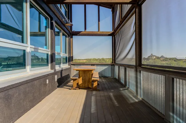 $998,500 | 46 Bonita Vista Drive, Justiceburg, TX 79330