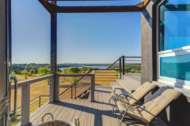 $998,500 | 46 Bonita Vista Drive, Justiceburg, TX 79330