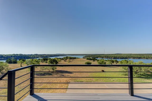 $998,500 | 46 Bonita Vista Drive, Justiceburg, TX 79330